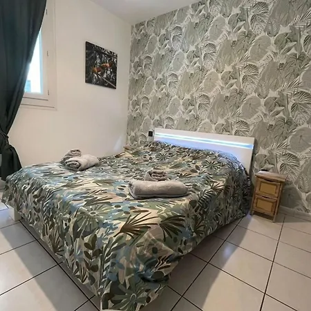 Spacieux Appartement Proche Des Halles Wifi Narbonne Exterior foto